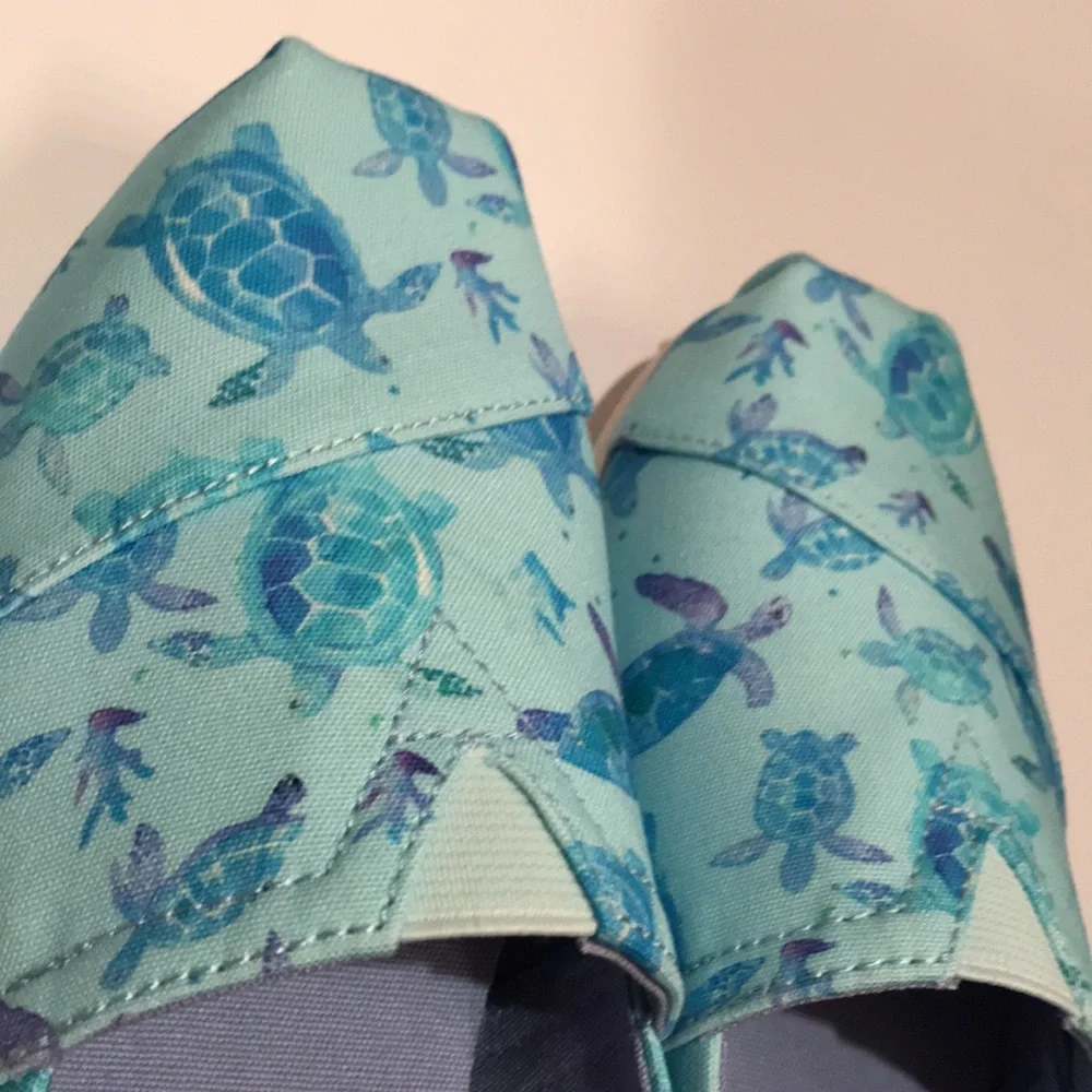 NWT TOMS ALPARGATA sea TURTLES SHOES 6 slip on light aqua - Picture 8 of 8